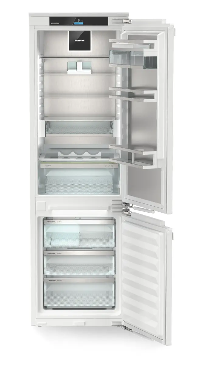 Product image, Perspective: straight open empty, Integrable fridge-freezer with EasyFresh and NoFrost