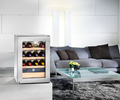 Product image, Perspective: milieu, Wine storage cabinet, Casing colour: stainless steel, Door colour: silver