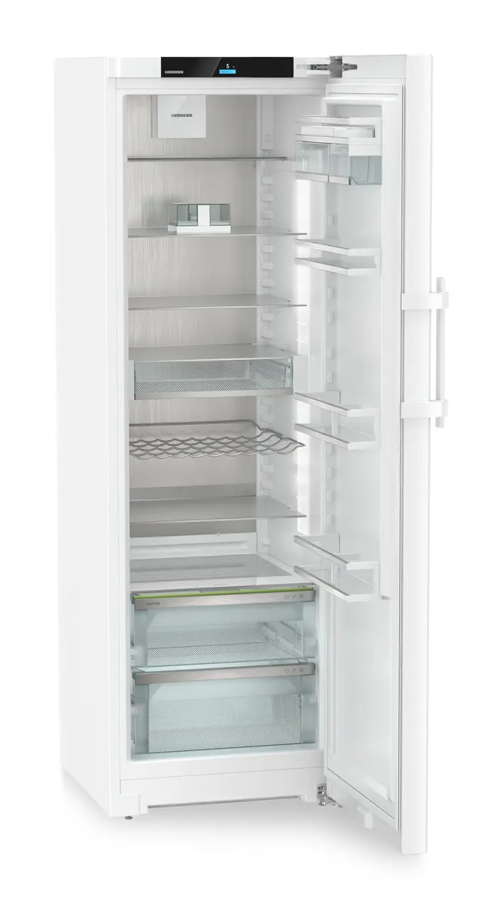 Produktbild, Perspektiv: Vinklad, öppen, tom, Fristående kylskåp med EasyFresh, Färg på hölje: Vit, Färg på dörr: Vit