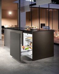 Product image, Perspective: milieu, Under-worktop refrigerator for integrated use