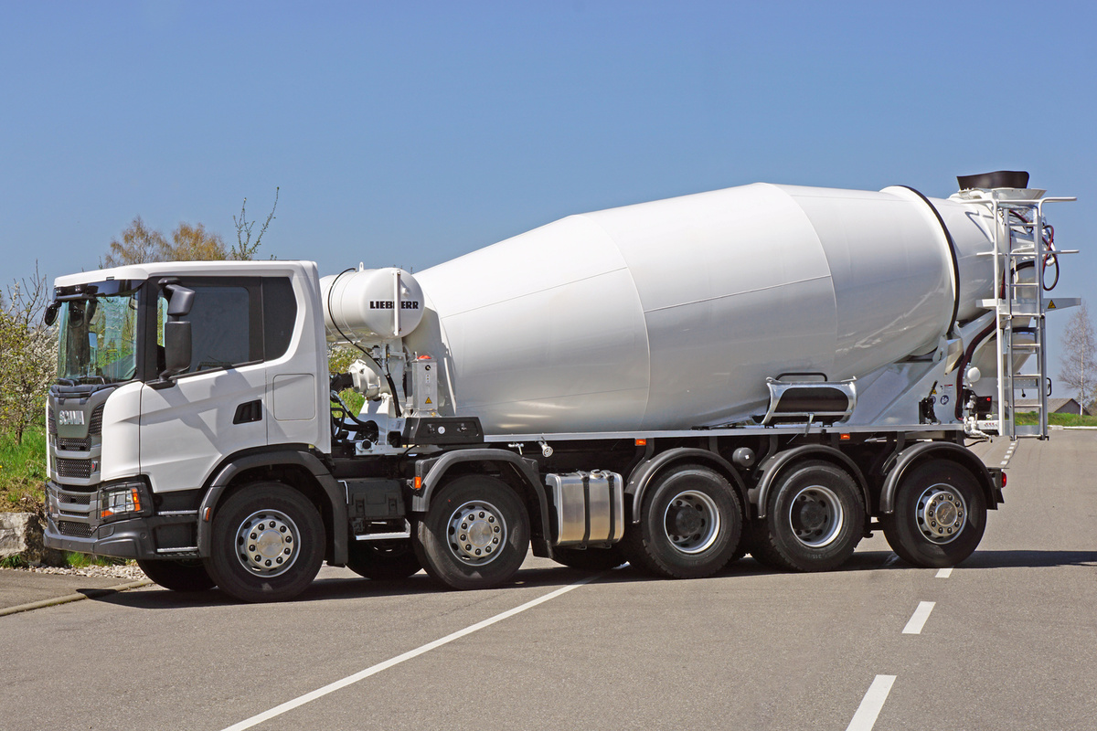 Truck mixers HTM with hydraulic drum drive - Liebherr