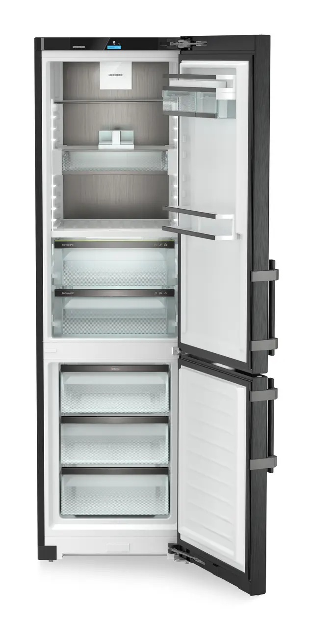 Product image, Perspective: straight open empty, Fridge-freezer with BioFresh and NoFrost, Casing colour: BlackSteel, Door colour: BlackSteel