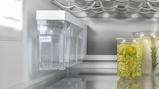 IceMaker sa spremnikom za vodu