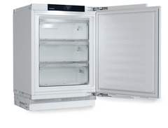 Изображение продукции, Перспектива: Под углом, с открытой дверцей, без продуктов, Полноразмерный холодильник BioFresh, подходящий для установки под прилавком.