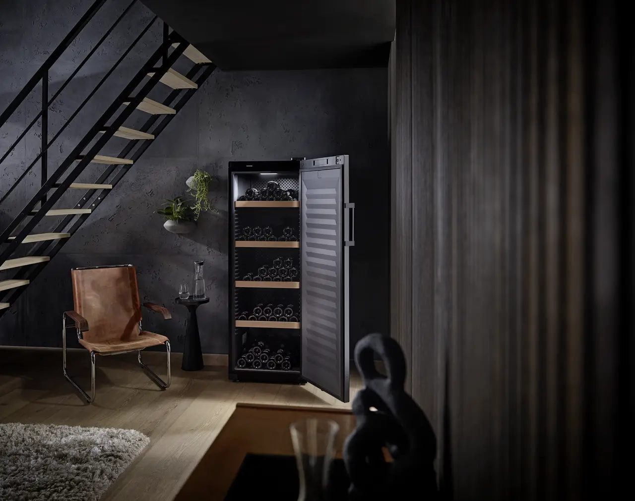 Product image, Perspective: milieu, Wine storage cabinet, Casing colour: black, Door colour: black