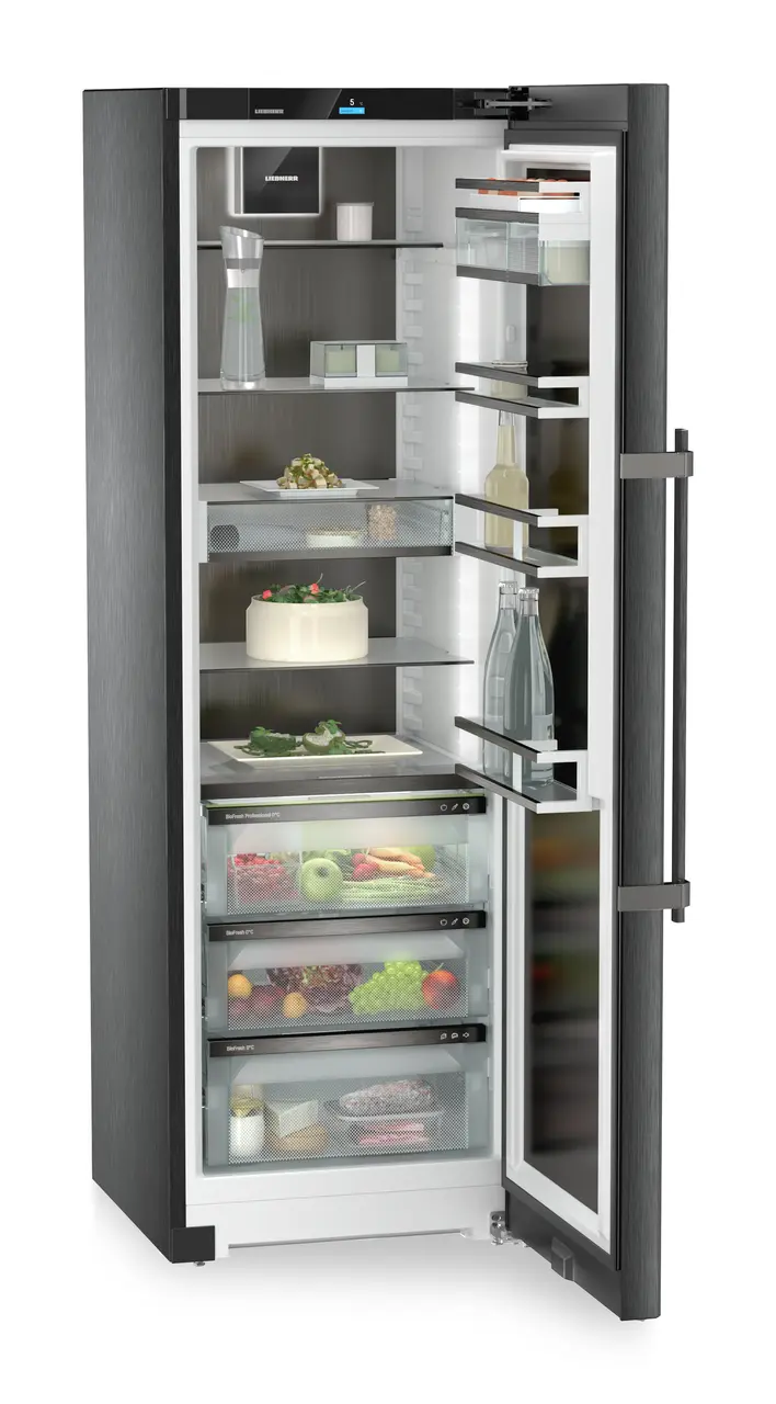 Product image, Perspective: oblique open decorated, Freestanding refrigerator with BioFresh Professional, Casing colour: BlackSteel, Door colour: BlackSteel