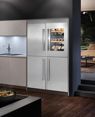 Product image, Perspective: milieu, Built-in multi-temperature wine cabinet, Casing colour: silver, Door colour: silver