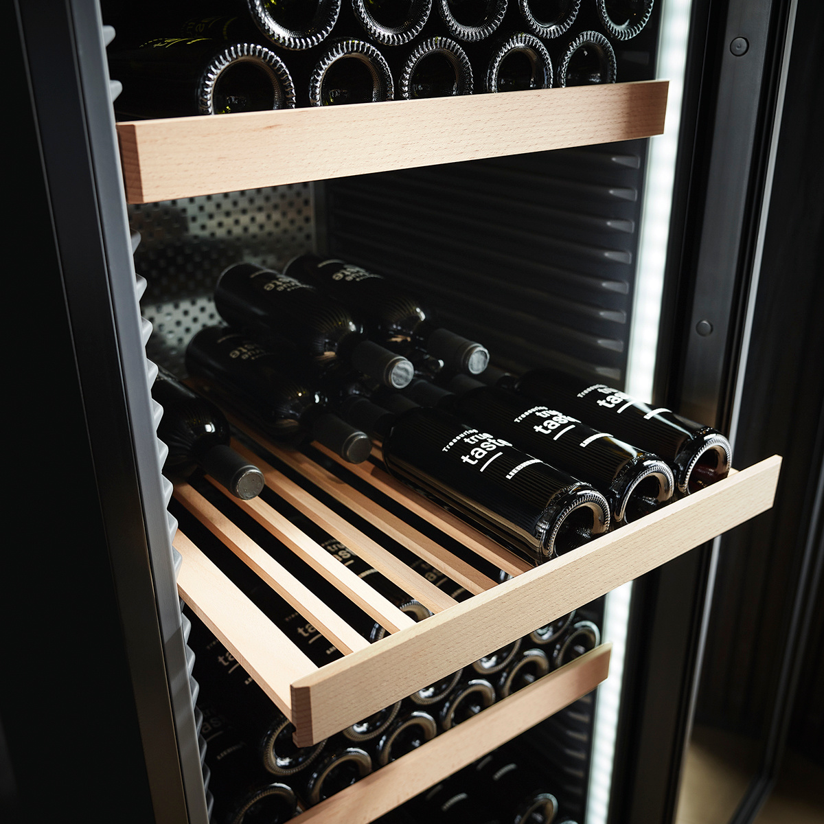 Liebherr WPbl 4201 HumiditySelect