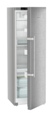 Product image, Perspective: oblique half-open empty, Freestanding fridge with EasyFresh, Casing colour: silver, Door colour: stainless steel