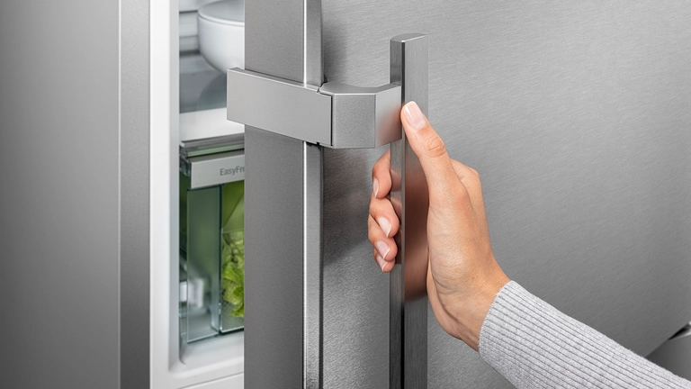 Dugačka ručka (s integriranim mehanizmom za otvaranje)