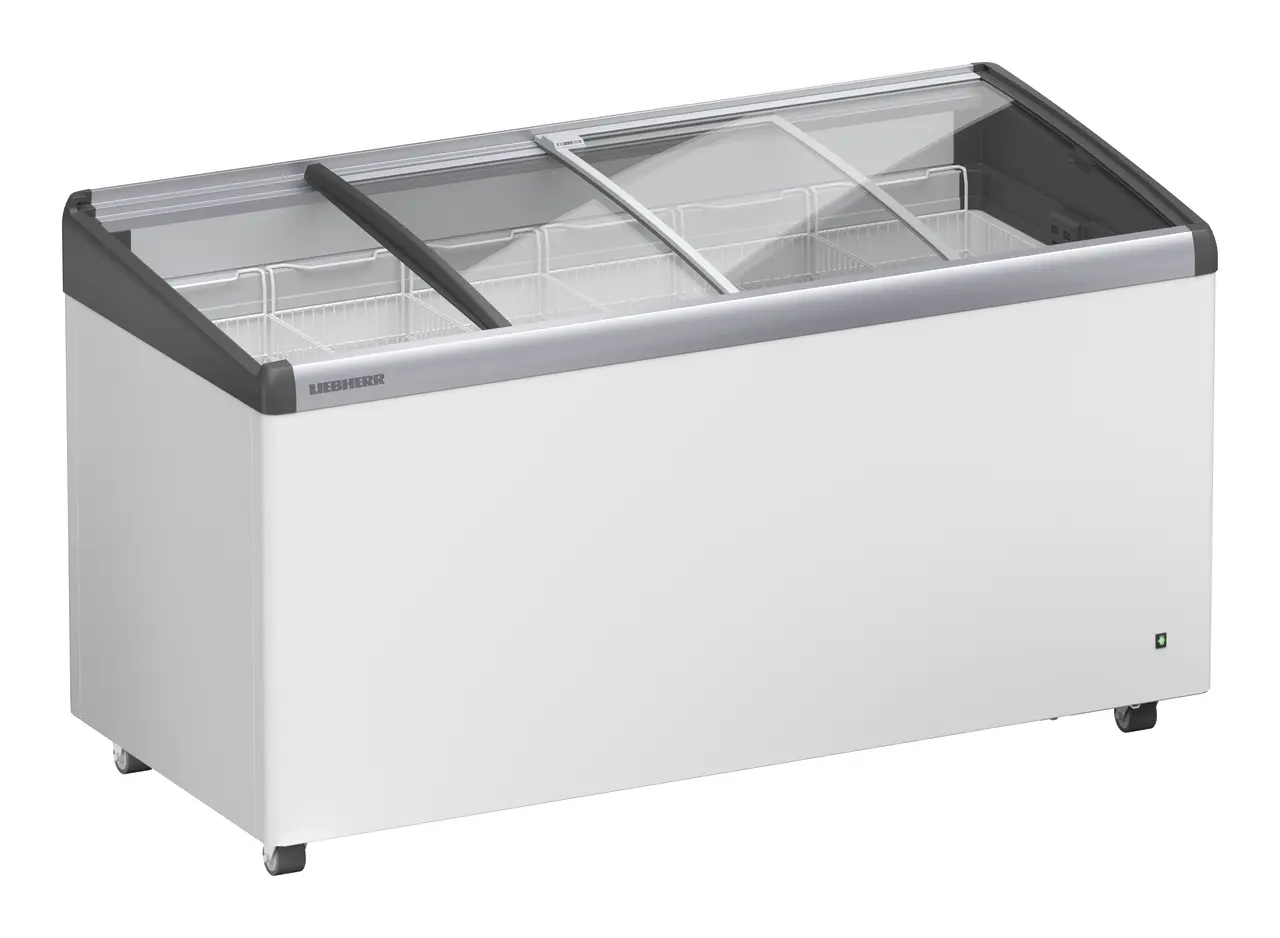 Product image, Perspective: oblique half-open empty, Ice-cream chest freezer, Casing colour: white