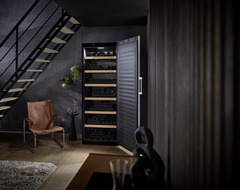 Product image, Perspective: milieu, Wine storage cabinet, Casing colour: black, Door colour: black
