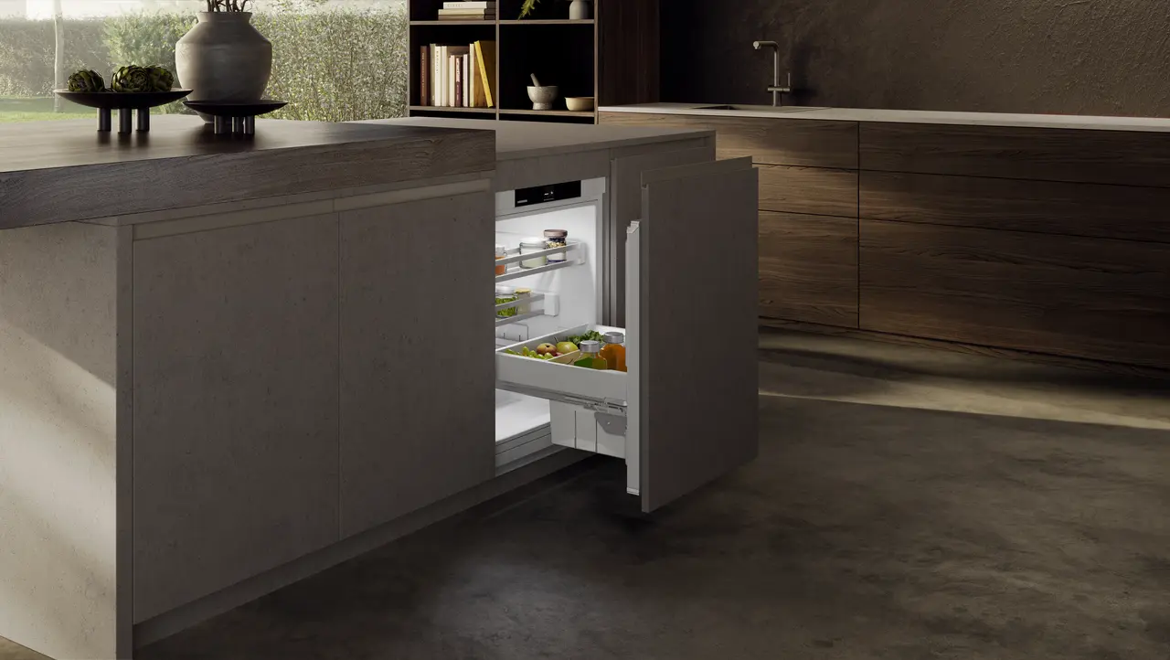 Product image, Perspective: milieu, Refrigerator suitable for undercounter installation