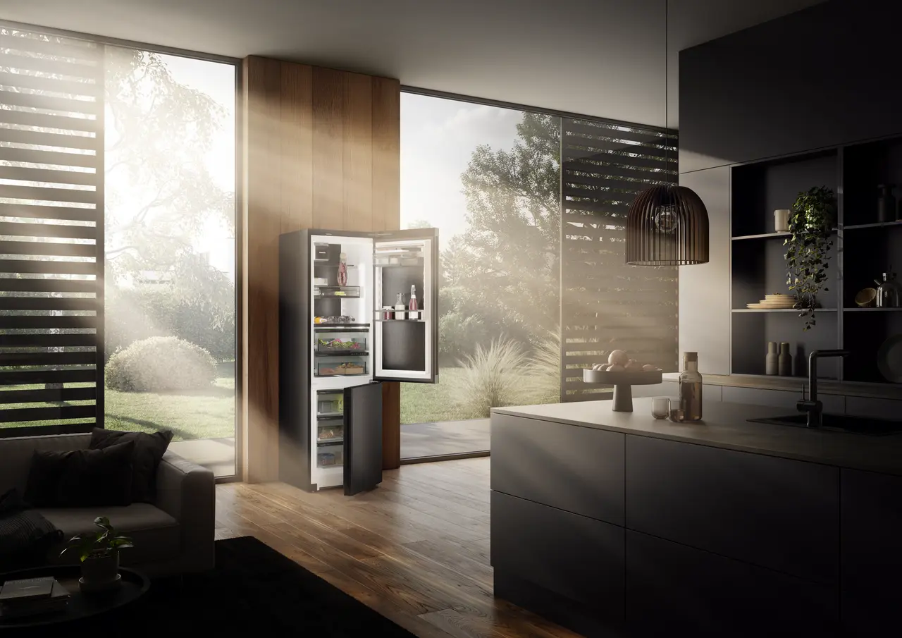 Product image, Perspective: milieu, Fridge-freezer with BioFresh Professional and NoFrost, Casing colour: BlackSteel, Door colour: BlackSteel