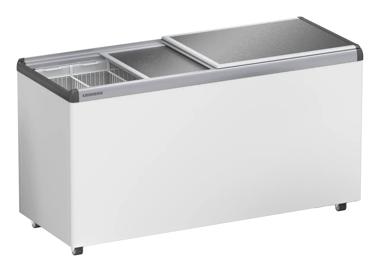 Produkt-Bild, Perspektive: schräg halb offen leer, Eiscreme-Gefriertruhe, Gehäusefarbe: Weiß