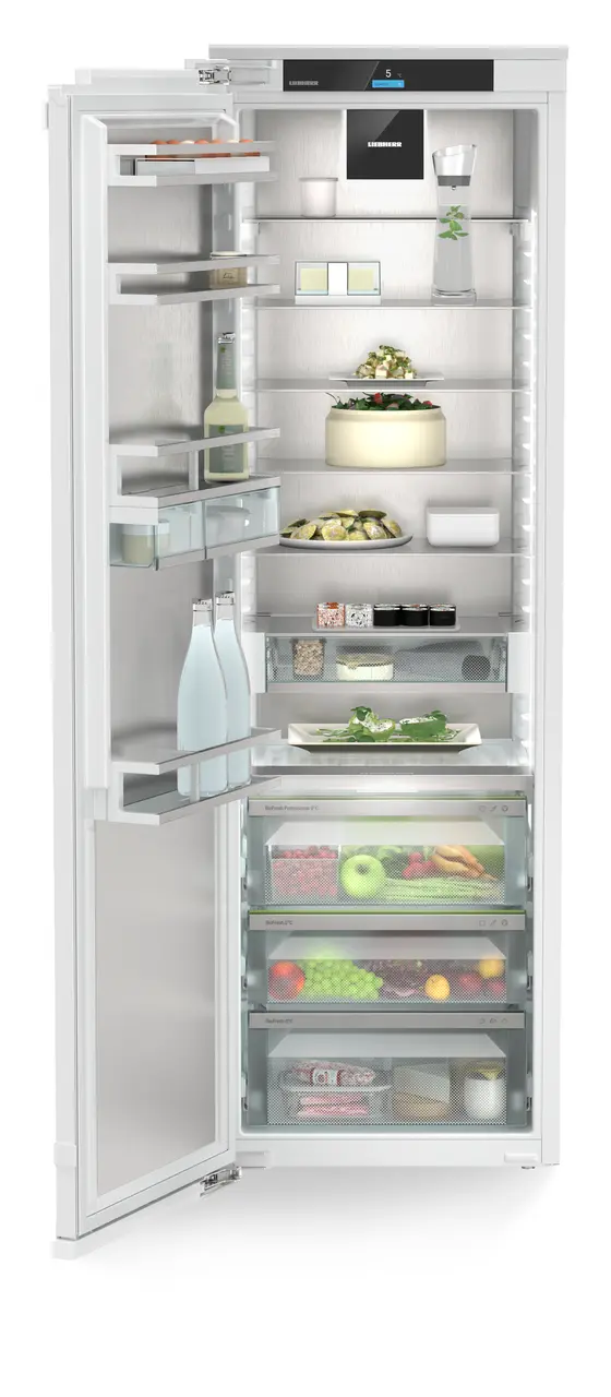 Produkt-Bild, Perspektive: gerade offen dekoriert, Integrierbarer Kühlschrank mit BioFresh Professional und AutoDoor