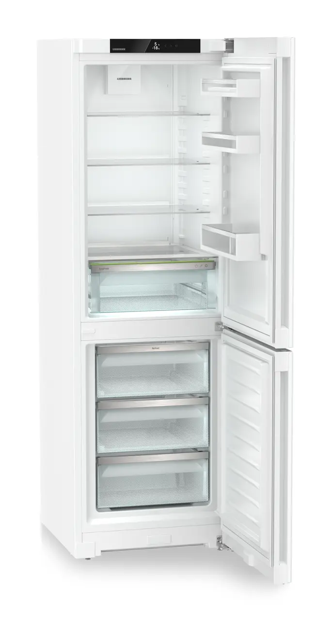 Изображение продукции, Перспектива: Под углом, с открытой дверцей, без продуктов, Комбинированный холодильник-морозильник с EasyFresh и NoFrost, Цвет корпуса: белый, Цвет дверцы: белый