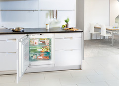 Product image, Perspective: milieu, Under-worktop freezer for integrated use