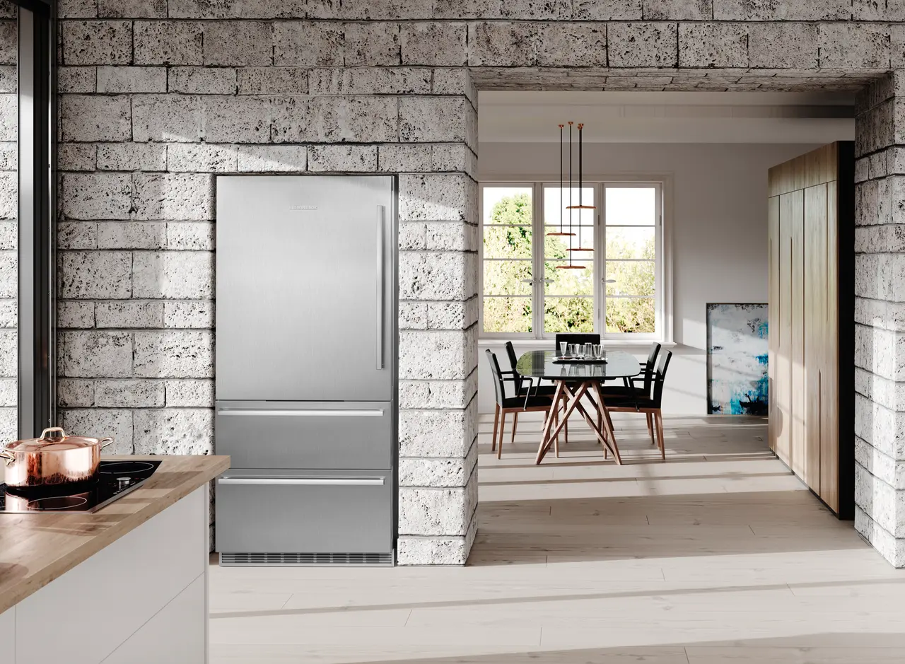 Product image, Perspective: milieu, Fridge-freezer with NoFrost, Casing colour: stainless steel, Door colour: stainless steel