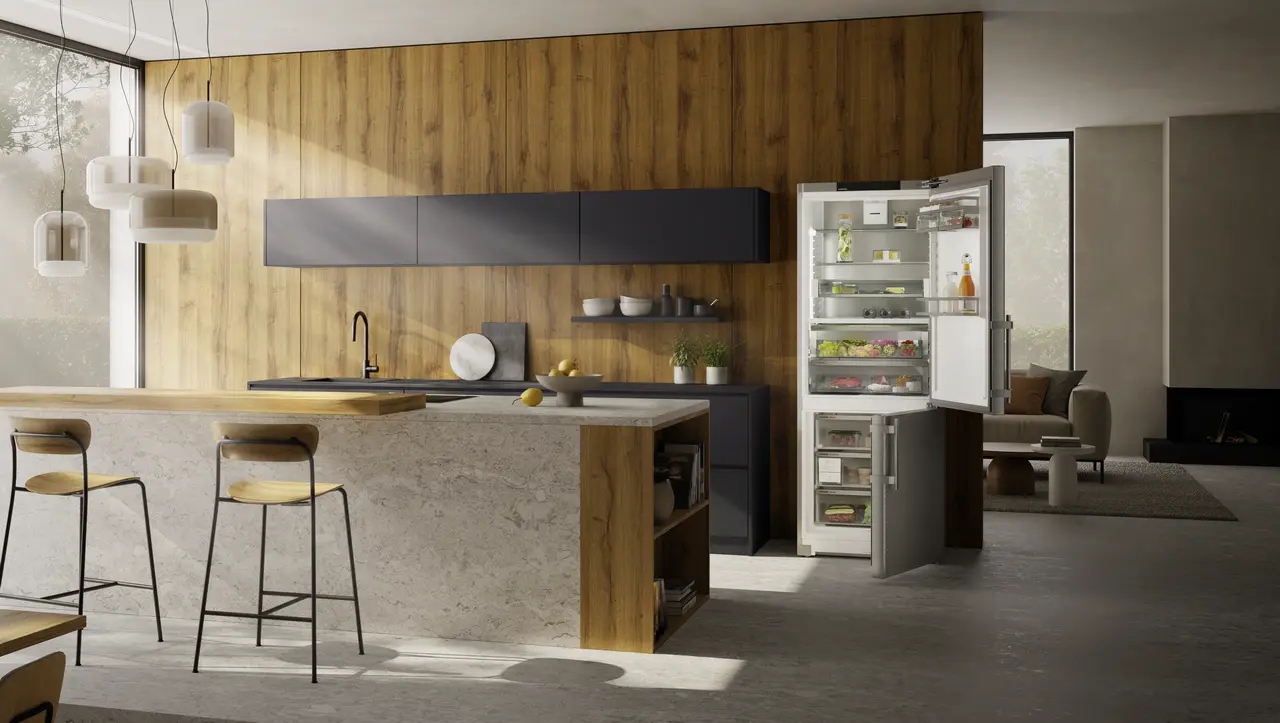 Product image, Perspective: milieu, Fridge-freezer with BioFresh and NoFrost, Casing colour: silver, Door colour: stainless steel