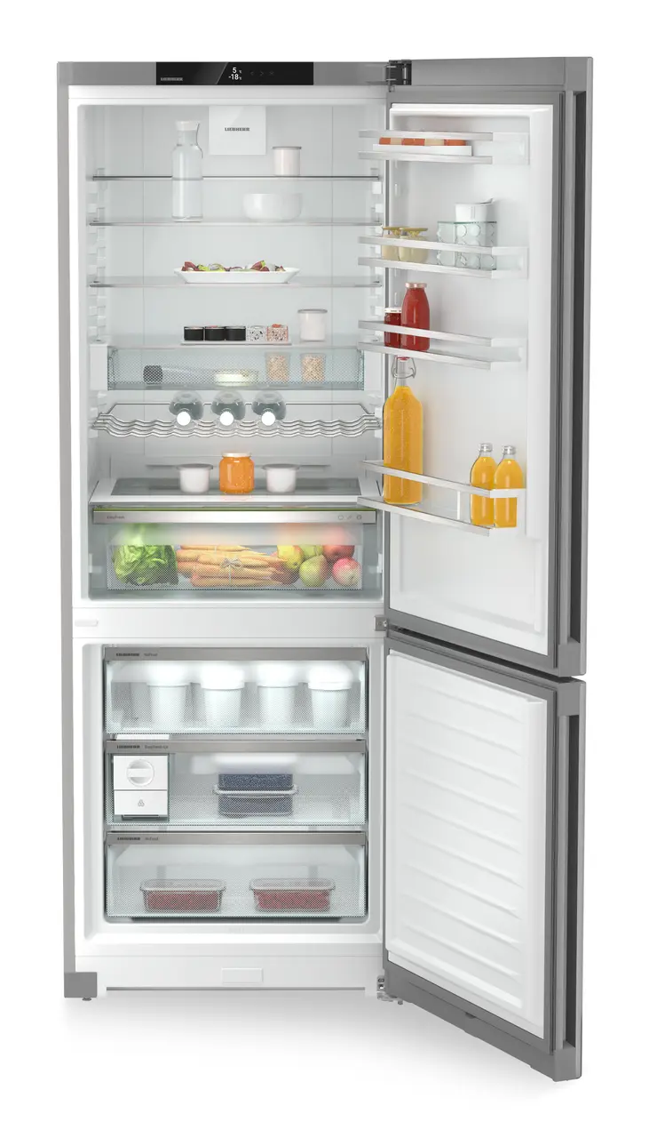 Product image, Perspective: straight open decorated, Combined fridge-freezers with EasyFresh and NoFrost, Casing colour: silver, Door colour: Steelfinish