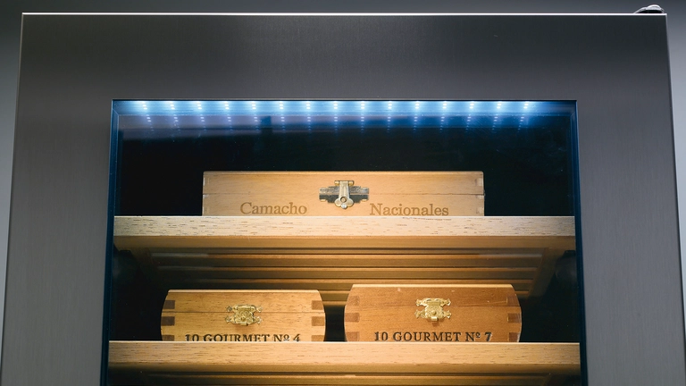 Humidor: LED rasvjeta