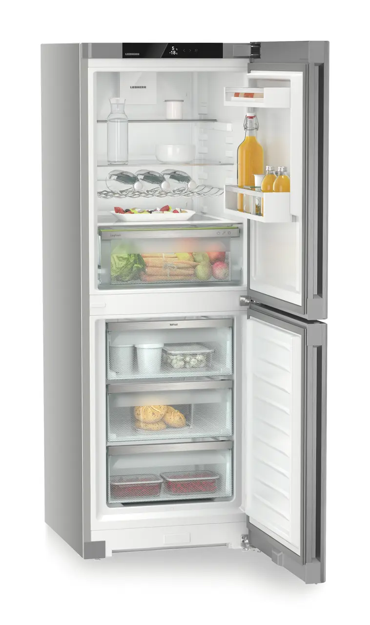 Product image, Perspective: oblique open decorated, Combined fridge-freezer with EasyFresh and NoFrost, Casing colour: silver, Door colour: Steelfinish