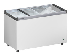 Product image, Perspective: oblique half-open empty, Ice-cream chest freezer, Casing colour: white