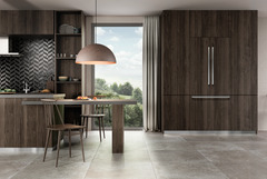 Product image, Perspective: milieu, Combined refrigerator-freezer with BioFresh and NoFrost for integrated use