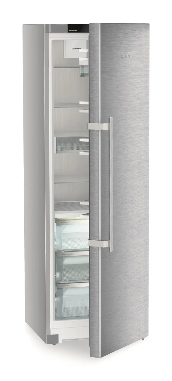Product image, Perspective: oblique half-open empty, Freestanding refrigerator with BioFresh Professional, Casing colour: silver, Door colour: stainless steel