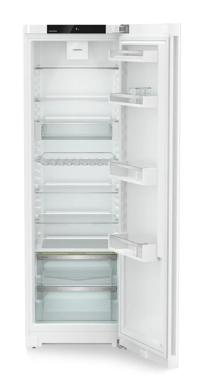 Product image, Perspective: straight open empty, Freestanding fridge with EasyFresh, Casing colour: white, Door colour: white