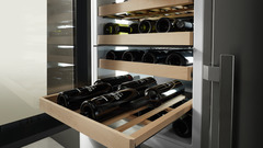 WKEes 553 GrandCru ビルトインワインキャビネット - Liebherr